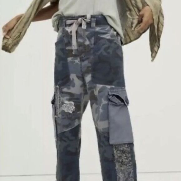 Free People Zion Harem Pants Mix Camo Pierced Slouchy Belt Cargo BlueWaistTie